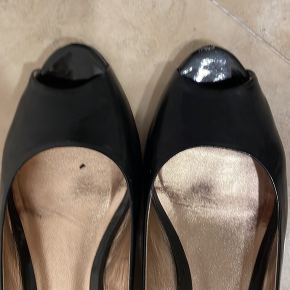 Arturo Chiang Black Soft Patent Leather Kitten Heels in size 10 - Picture 8 of 11